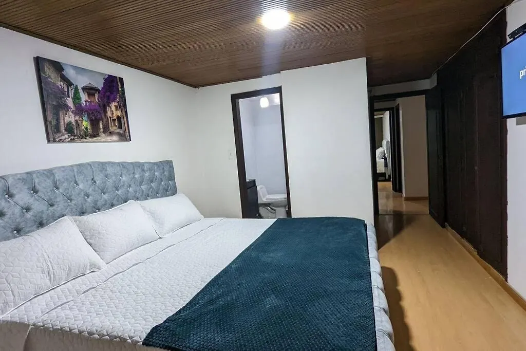 Apartamento En Chico Reservado, Parque 93, World Trade Center! Bogota Apartment